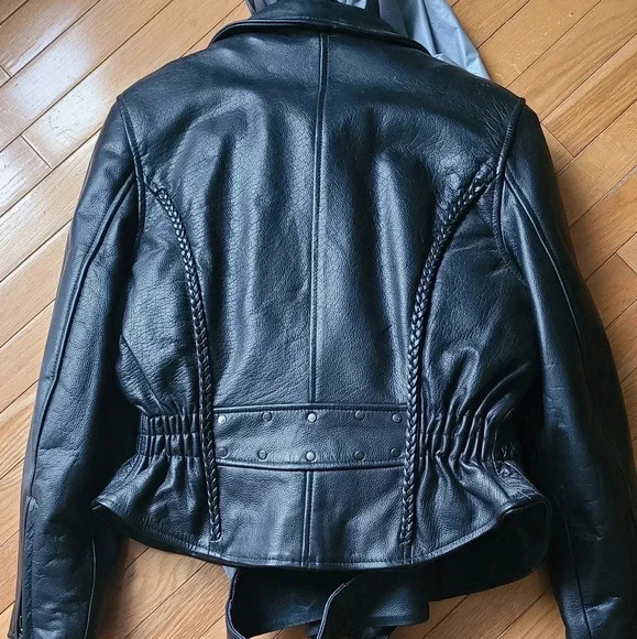 Women's Biker Leather  Coat - Picture 6 of 10